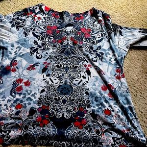 I’m selling my Style & CO. Red Nary Blue Gray shirt